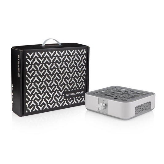 CYCLONE X3 Silver Maniküre-Staubabsaugung 72W